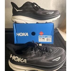 Women’s Size 10.5 Wide- Hoka One One Clifton 9 Black White Athletic Shoes